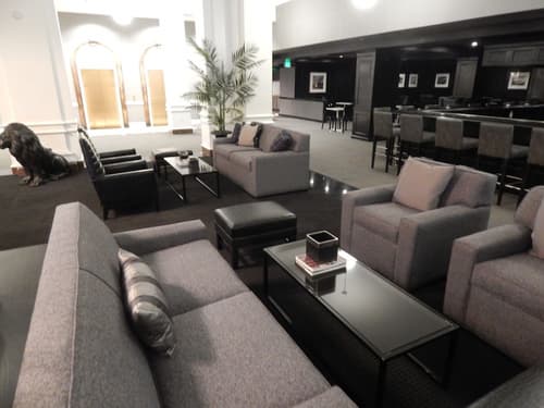 Lord Baltimore Hotel, Interior entrance