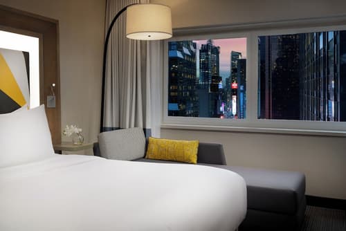 M Social Hotel New York Times Square, Room