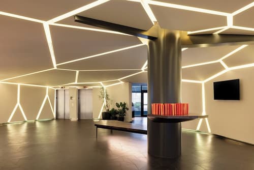 M Social Hotel New York Times Square, Lobby lounge