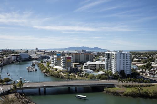 Hotel Grand Chancellor Townsville, View from room