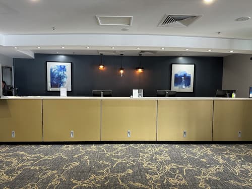 Hotel Grand Chancellor Townsville, Reception