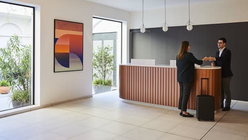 Crowne Plaza Paris Republique by IHG, Reception