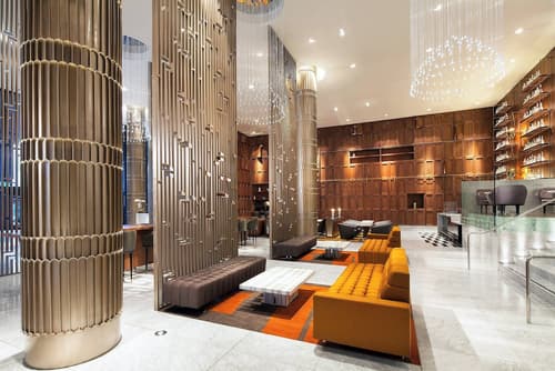 Sheraton Grand Los Angeles, Lobby