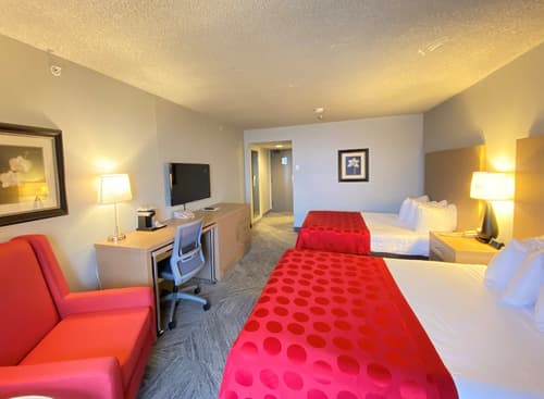 Penticton Lakeside Resort and Conference Centre, Room