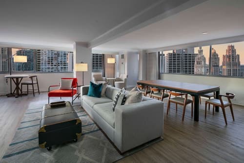 The Royal Sonesta Chicago Downtown, Room