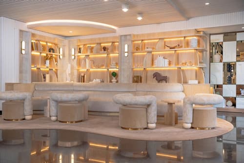 Sofitel LA at Beverly Hills, Lobby sitting area