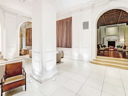 The Chicago Hotel Collection Ambassador Gold Coast, Primary image