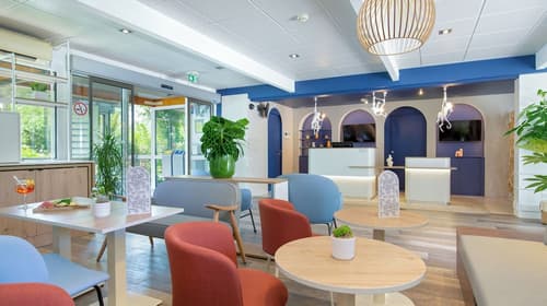 Hotel Novotel Aix en Provence Pont de l'Arc Fenouillères, Lobby sitting area