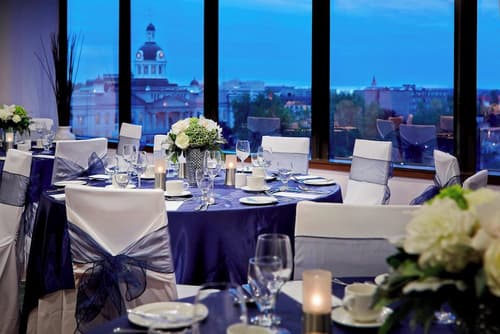 Delta Hotels by Marriott Kingston Waterfront, Reception