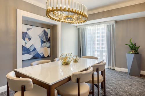 Omni Los Angeles Hotel at California Plaza, Room