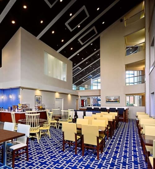 Sonesta Simply Suites Memphis East Poplar Pike ​