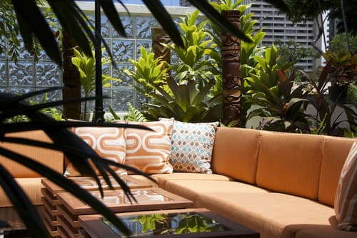 Oasis Hotel Waikiki, Lobby sitting area
