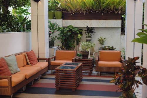 Oasis Hotel Waikiki