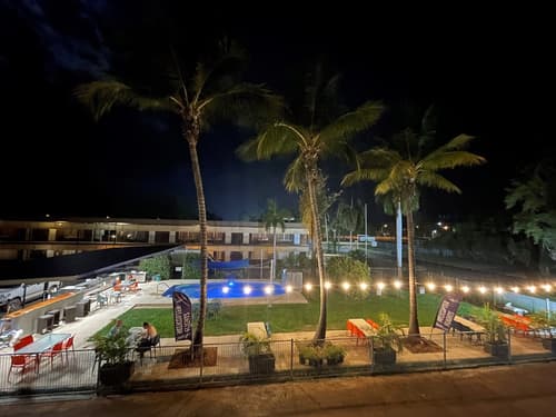 Pine Tree Motel, Primary image