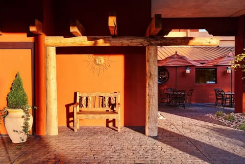 DoubleTree by Hilton Hotel Santa Fe, Reception