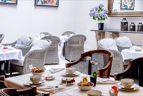 Hôtel Chateaubriand Champs Elysées