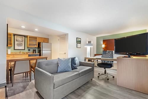 MainStay Suites St. Louis - Galleria, Room