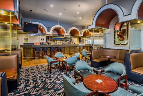 Chateau on the Park - Christchurch, a DoubleTree by Hilton, Bar (on property)