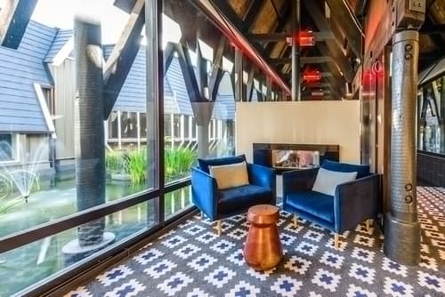 Chateau on the Park - Christchurch, a DoubleTree by Hilton, Lobby sitting area