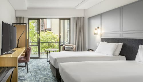 Chateau on the Park - Christchurch, a DoubleTree by Hilton