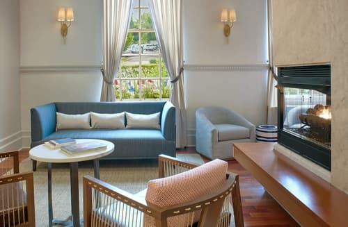 Hotel Viking, Lobby sitting area