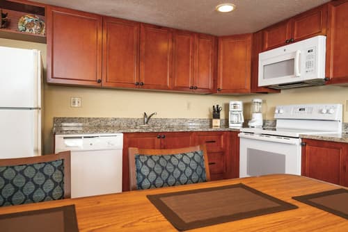 Kauai Coast at the Beachboy, Room