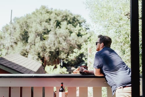 Vinland Hotel and Lounge