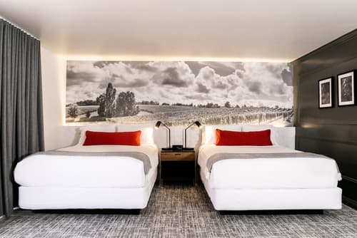 Vinland Hotel and Lounge, Room