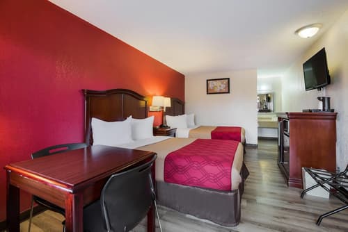 Econo Lodge Williamsburg Historic Area