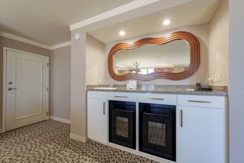 Rio Hotel & Casino, a Destination by Hyatt Hotel, Room