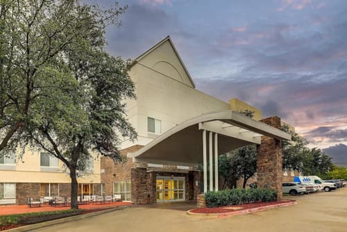 Las Colinas Inn Irving, SureStay Collection by Best Western, Primary image