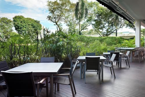 Holiday Inn Express and Suites Singapore Novena by IHG, Restaurant