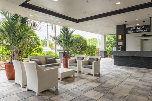 DiamondHead Beach Resort, Concierge desk