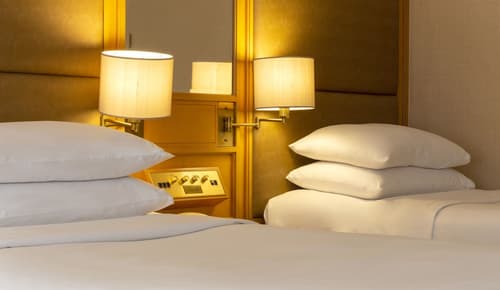 Renaissance Riverside Hotel Saigon, Room