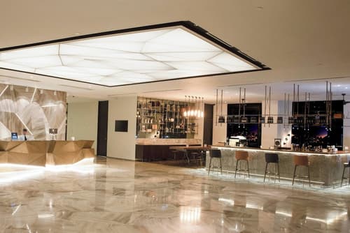 Renaissance Riverside Hotel Saigon, Lobby