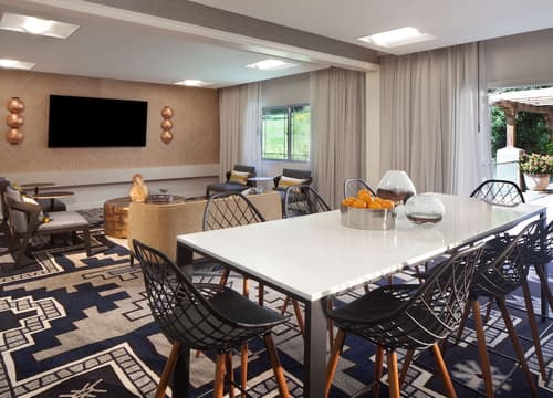 Hilton Santa Cruz/Scotts Valley, Lobby