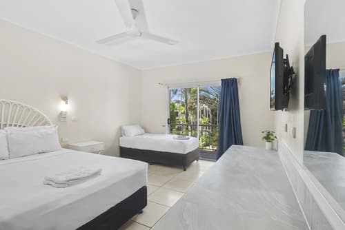 Hotel Tropiq