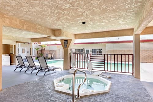 Best Western China Lake Inn
