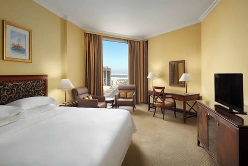 Sheraton Dammam Hotel & Convention Centre, Room