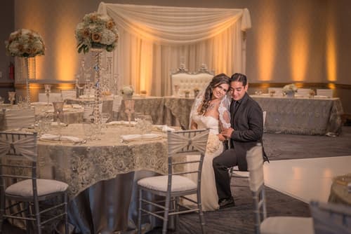 Hampton Inn Tropicana, Reception