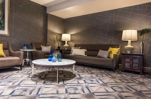 Magnolia Hotel Dallas Downtown, Lobby sitting area