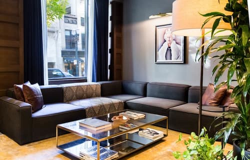 Dossier Hotel, Lobby sitting area