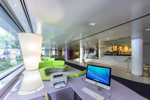 Albani Hotel Roma, Reception