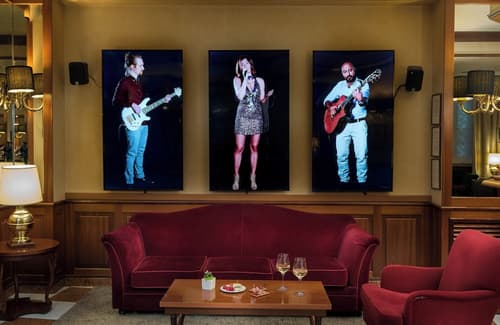 Leonardo Hotel Milan City Center, Lobby sitting area