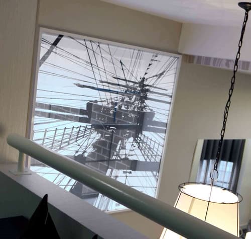 Hilton Mystic, Lobby