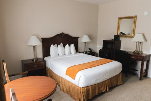 Historic Santa Maria Inn, Room