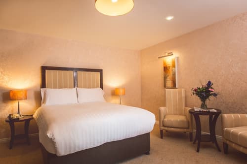 The Malone Hotel, Room