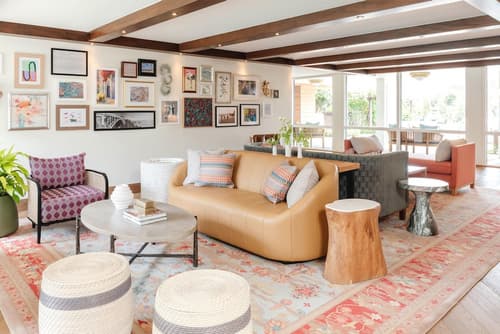 Carmel Mission Inn, Lobby sitting area