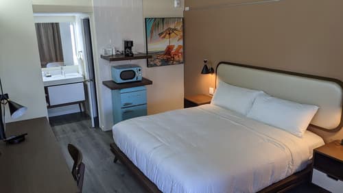 Golden Host Resort - Sarasota, Room
