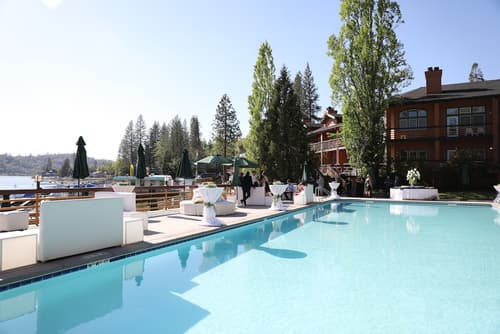 The Pines Resort, Outdoor pool